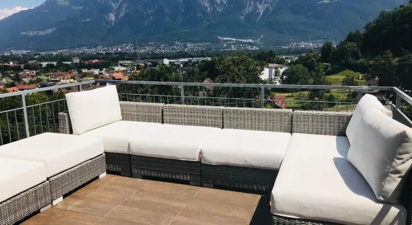 Alpen Panorama view Luxury House with green Garden - Image 1