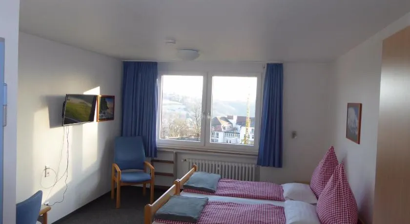 Topp Apartments - Image 1