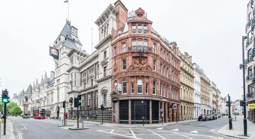 Chancery Quarters - 124 Chancery Lane - Image 1