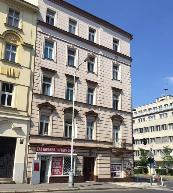 Angel City Aparthotel - Image 1