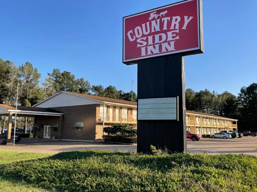 Country Side Inn - Image 1