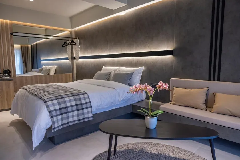Polyzos Luxury Suites Meteora #1 - Adults Friendly - Image 1