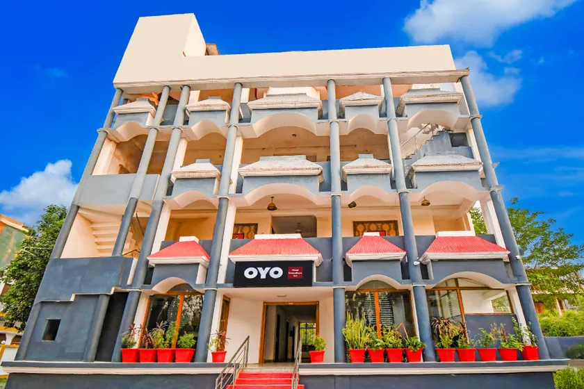 Hotel O Flagship vasundhara inn - Image 1