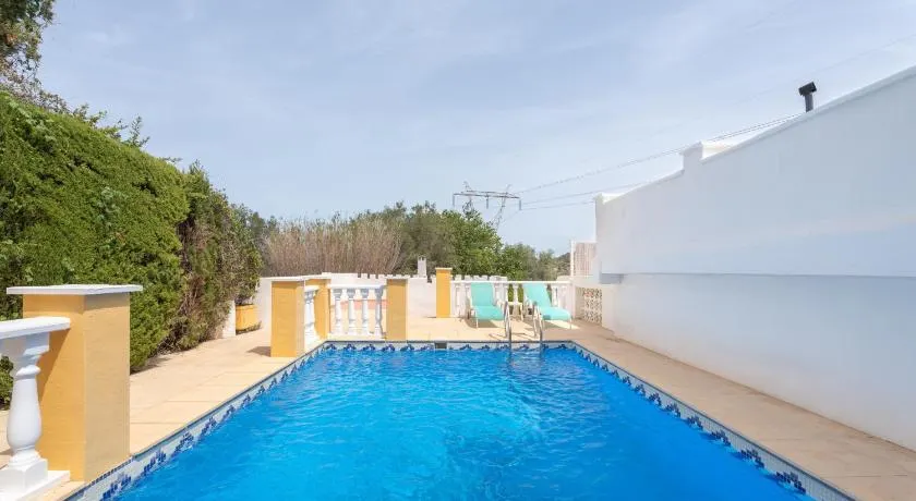 Appartamento 'Villa Casablanca' con vista montagna, piscina privata e Wi-Fi - Image 1
