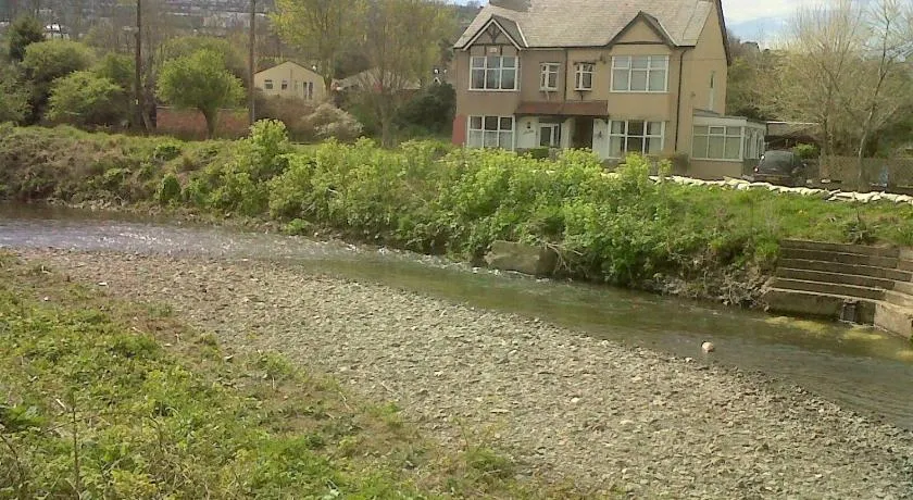 Beach House, Llanddulas near Colwyn Bay - Image 1
