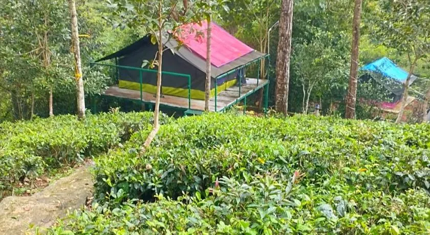 Organic Farmers Tent & Trekking - Image 1