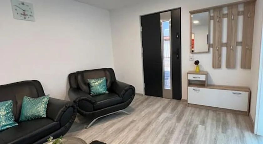 EG-Souterrain Wohnung - Image 1
