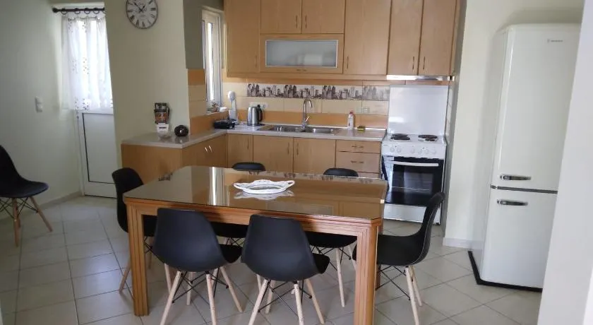 HOLIDAYS APARTMENT ΜΕΣΣΗΝΗ - Image 1