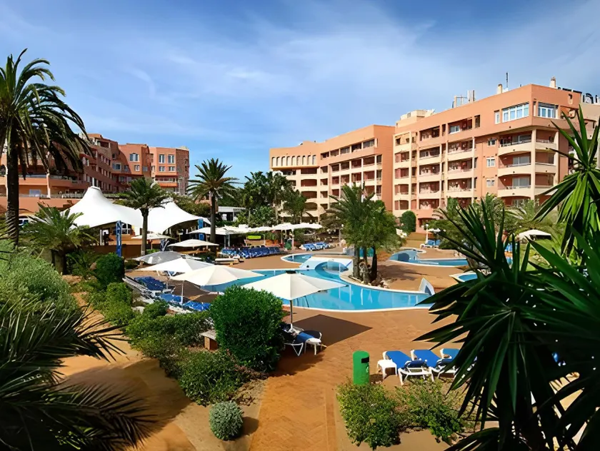 Oliva Nova Beach & Golf Hotel - Image 1