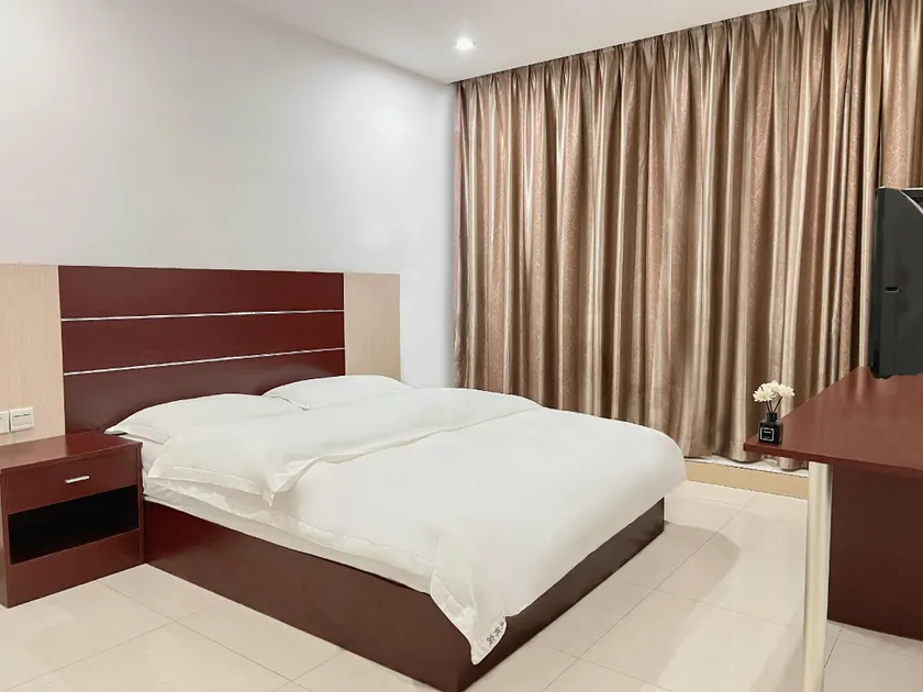 Xingangcheng Hotel - Image 1
