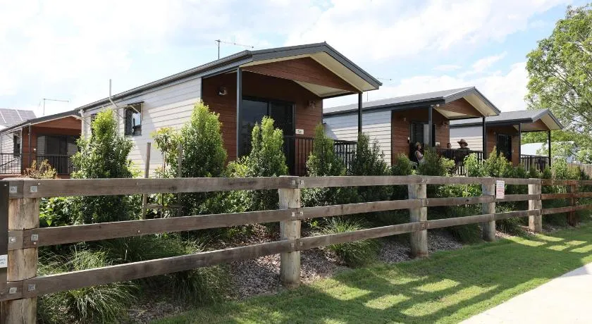 Kenilworth Country Cabins - Image 1