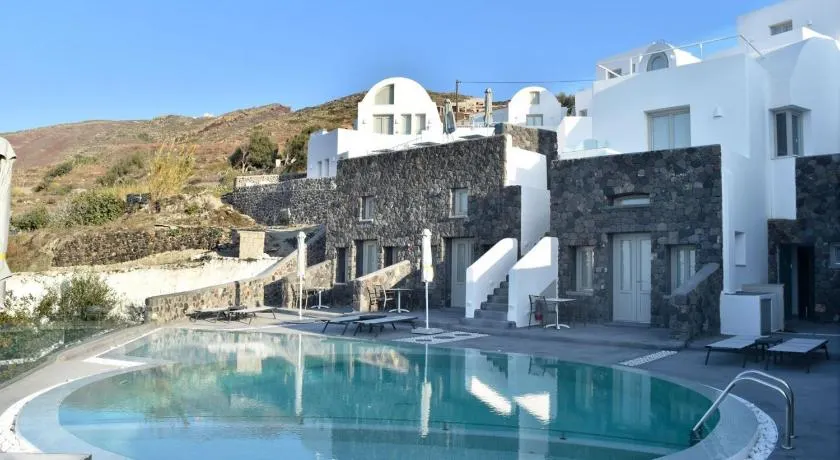 Hotiday Santorini Oia - Image 1