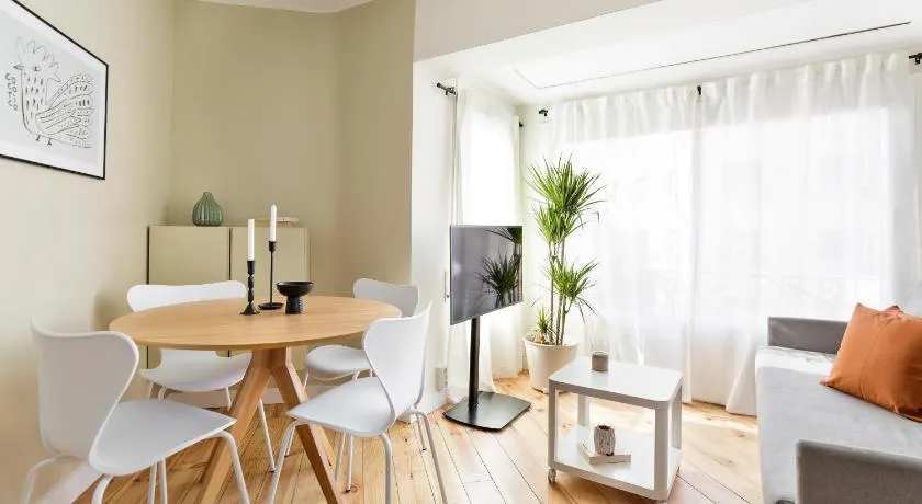 WOW Apartments by Olala Homes - Image 1