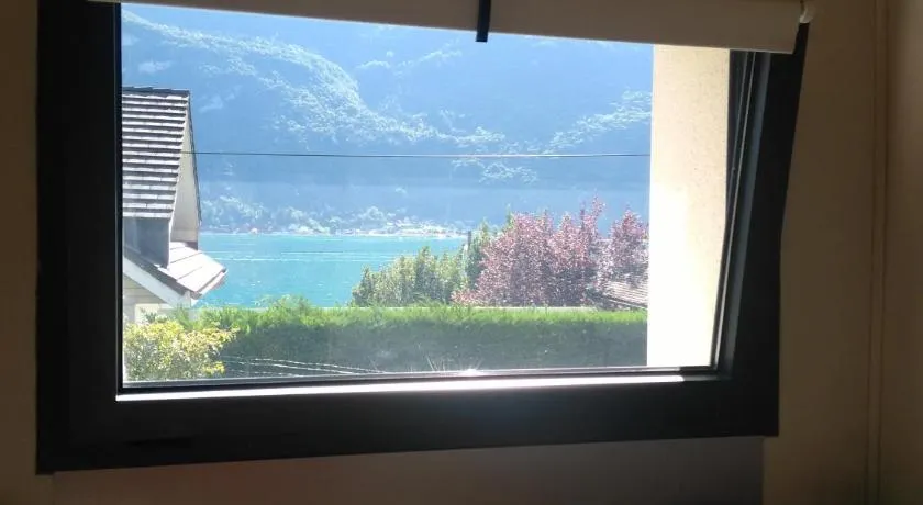 Le chalet du Lac - Image 1