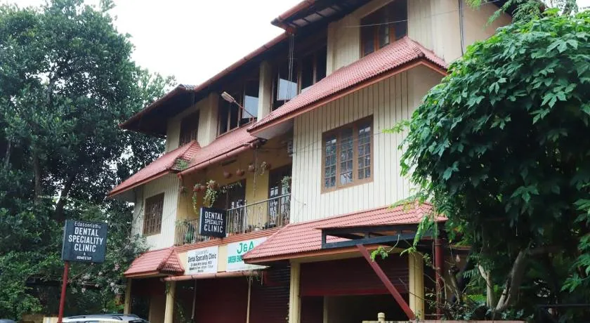 Edasseriathu Homestays Tiruvalla - Image 1