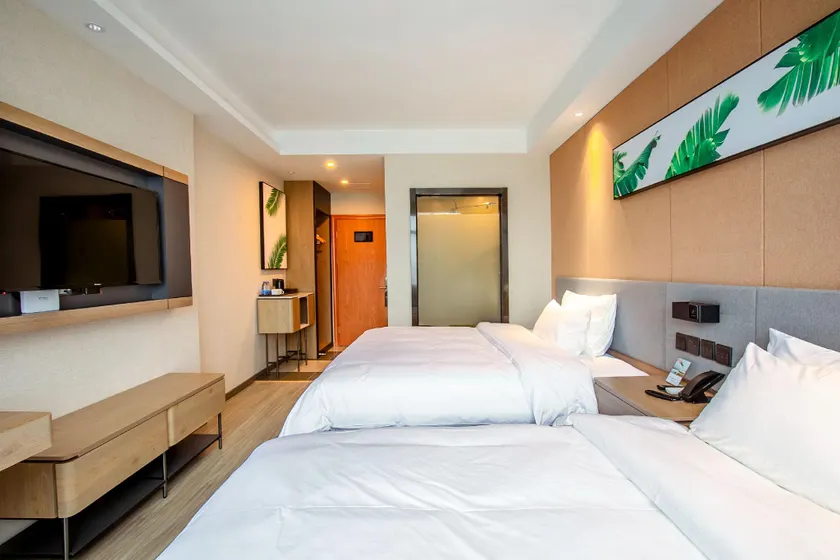 UP and IN Hotel Jiangxi Nanchang City Nanchang County Liantang Zhong Avenue Huarunwanjia - Image 1