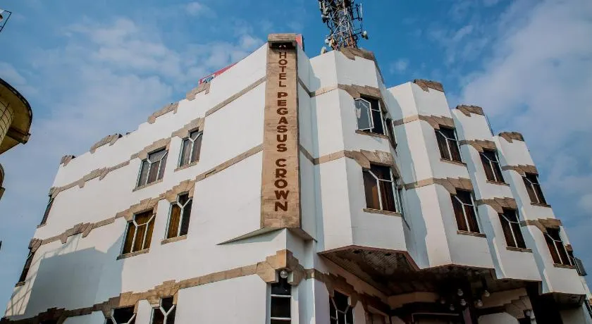 Hotel Pegasus Crown - Image 1