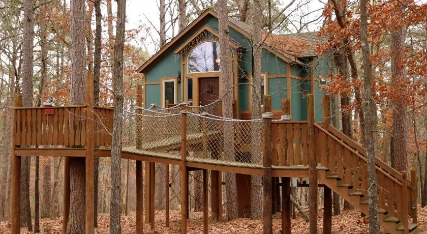 The Grand Treehouse Resort - Image 1