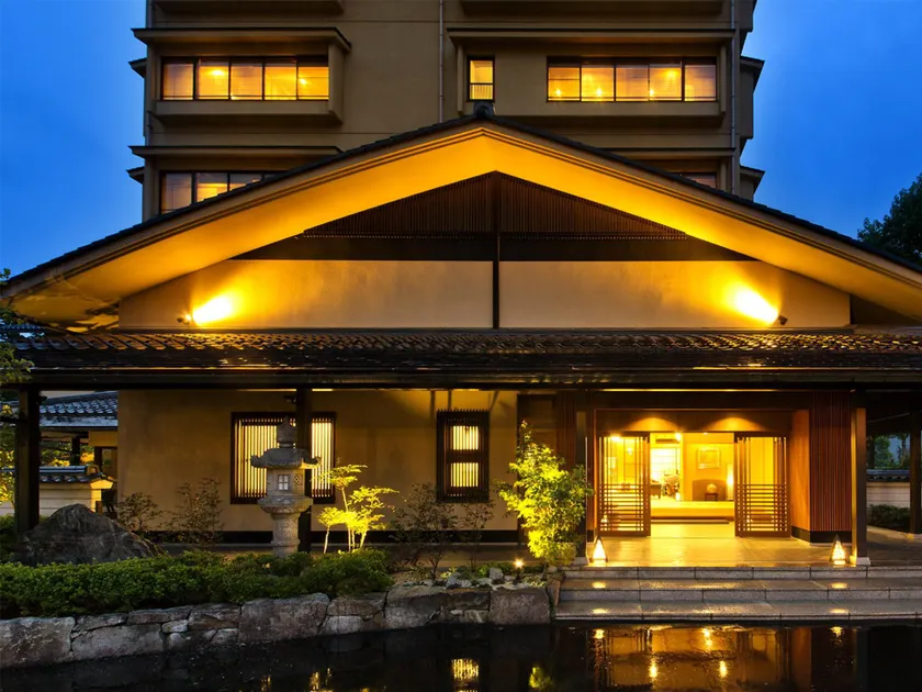 Kanazawa Hyakurakusou - Image 1