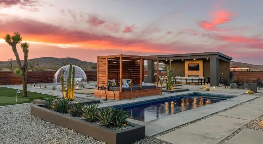 Black Sky House - Image 1