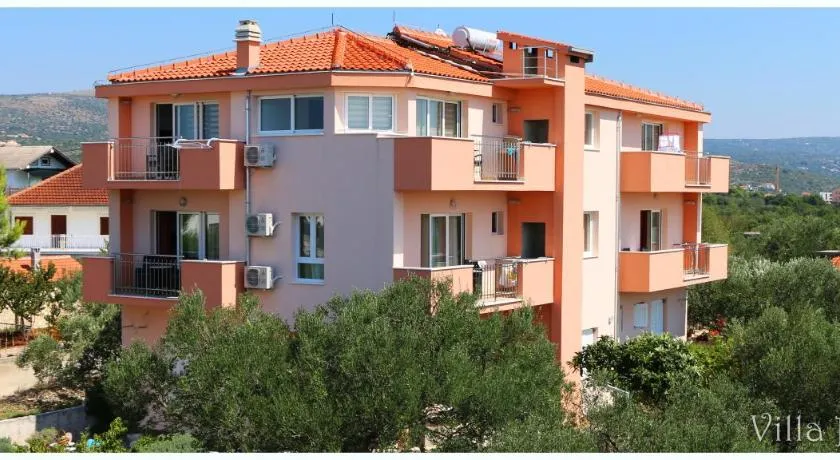 Villa Palas Apartments - Image 1