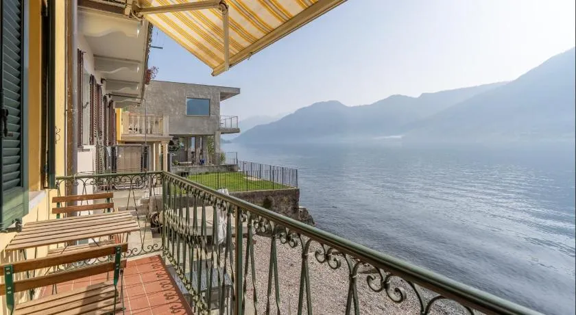 Lake Como Waterfront Balcony SottoRiva 12 - Image 1