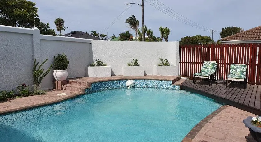 Nahoon Bed & Breakfast - Image 1
