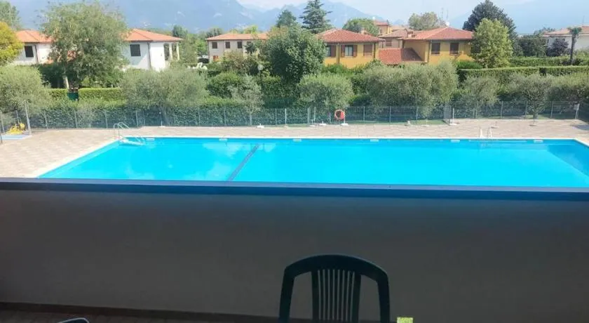 Residence The Yellow Fish with Pool - Image 1