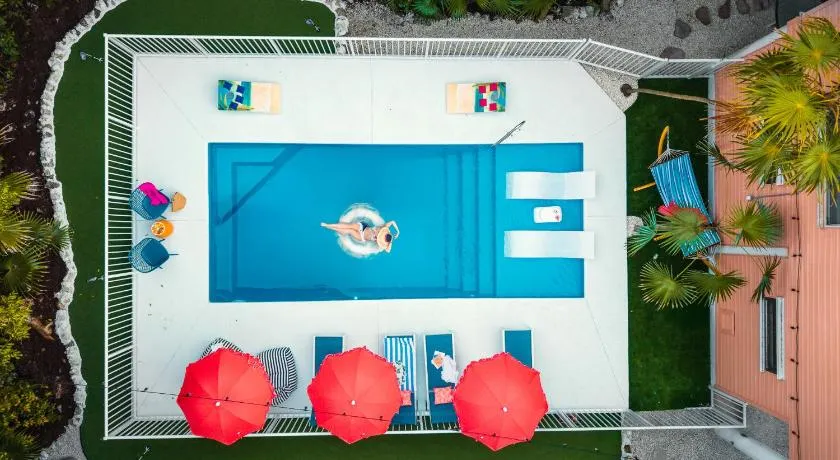 NEW!The HideawayPoolPickleballPutt-PuttKayaks! - Image 1
