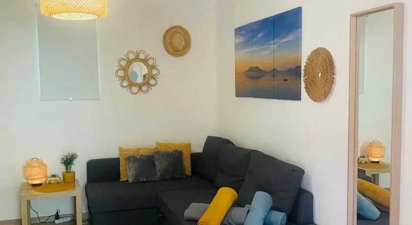 BDCSNY Apartman - Image 1