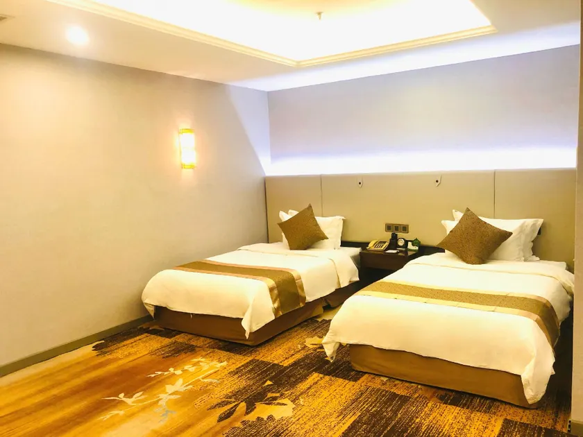 Cai Zhi Fu Hot Spring Hotel - Image 1