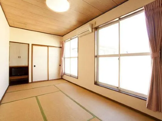 Yokohamaya - Image 1