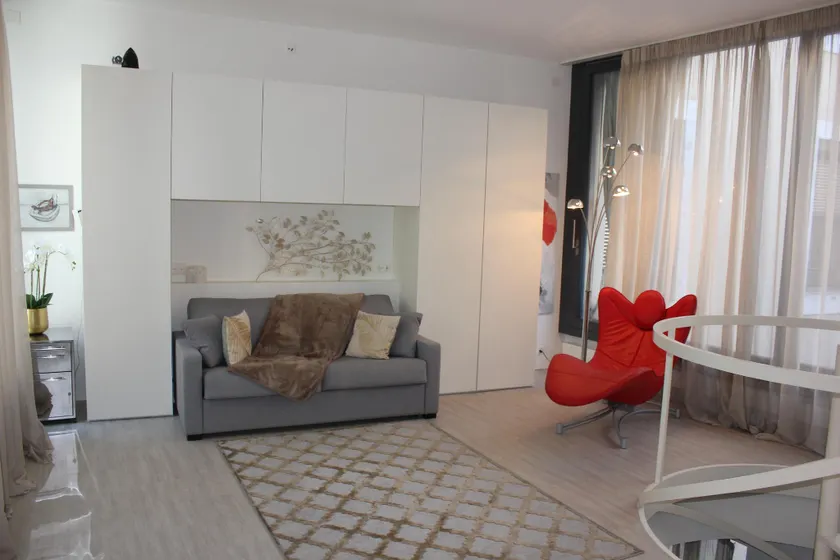 Magnifique maison de ville avec jardin et parking - Image 1