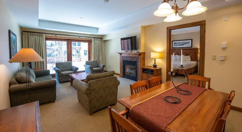 Luxury 1 Bedroom Resort Condo - Image 1