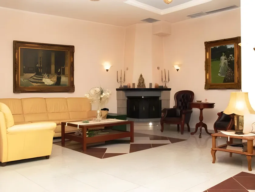 Kyridis Hotel - Image 1