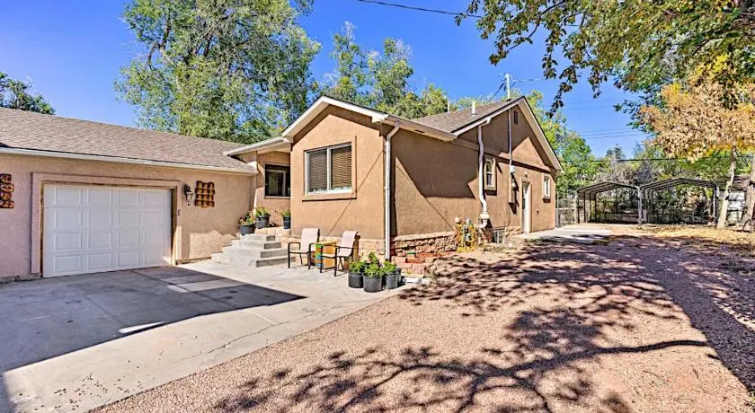 Westside Large Home - Image 1