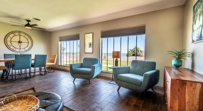 Water View Ocean Drive Retreat Awaits - Image 1