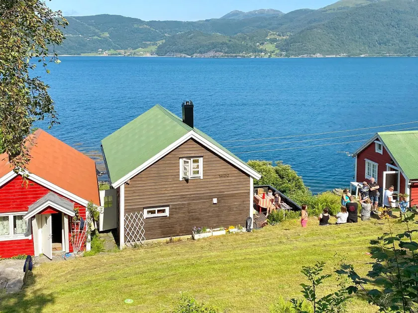 11 Person Holiday Home in Davik-by Traum - Image 1
