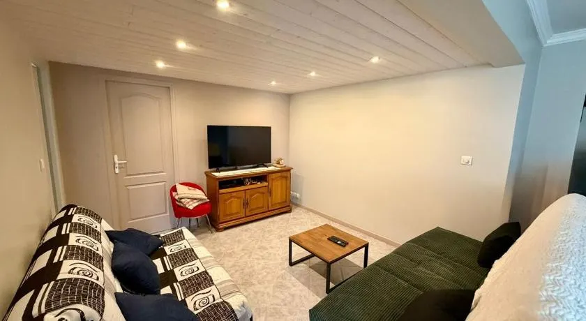Charmant T3 avec jardin & veranda Ideal famille - Image 1
