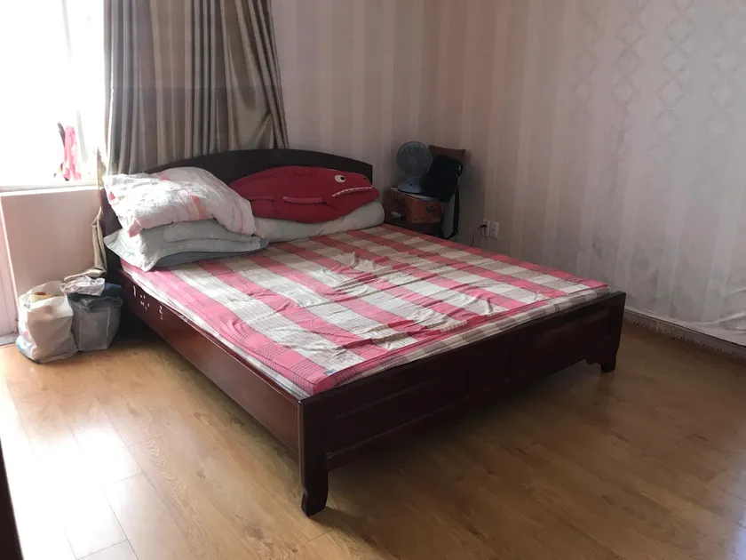 Apartment For Rent - Image 1