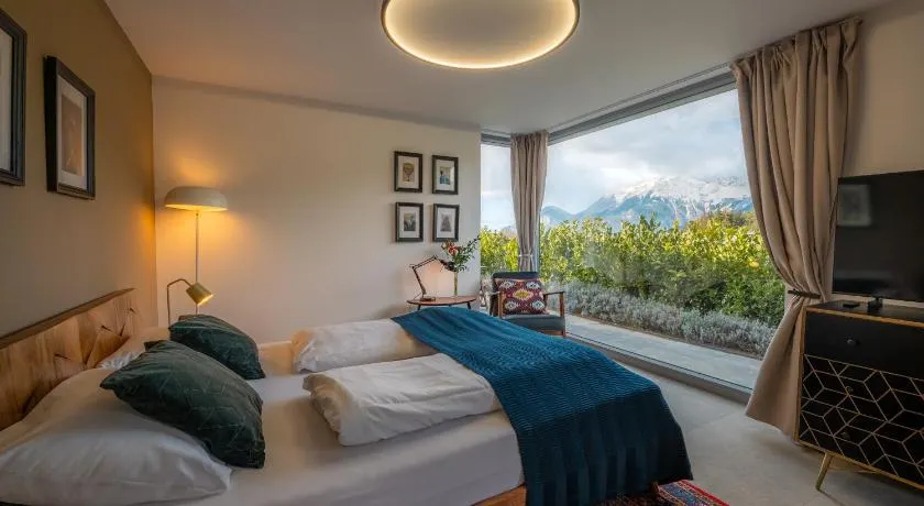Apartamento vacacional con terraza y jardín - Image 1