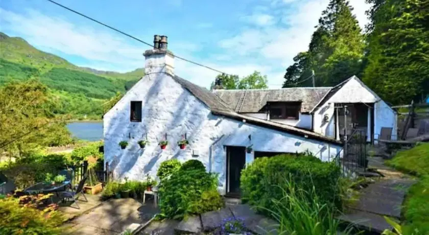 Rowantree Cottage - Image 1