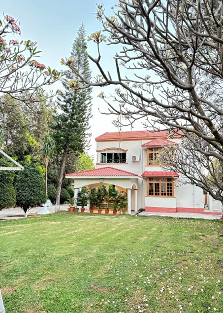 LA CASA – Premium Villa & Pool - Image 1