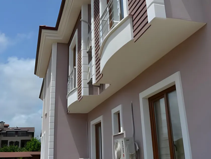 Sapphire Hotel - Image 1