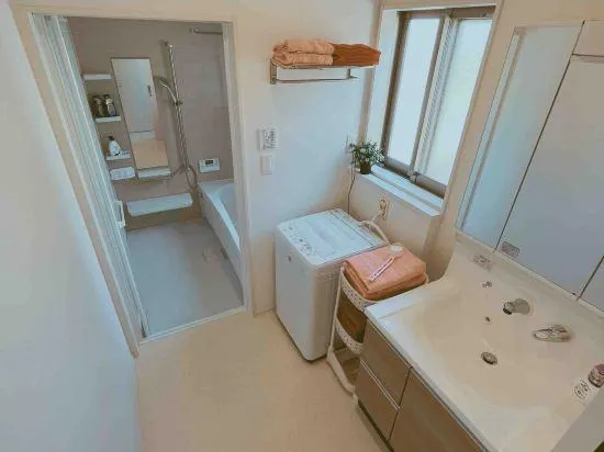 Private villa, 3-minute walk to the beach, 15-minute drive to the airport - Image 1