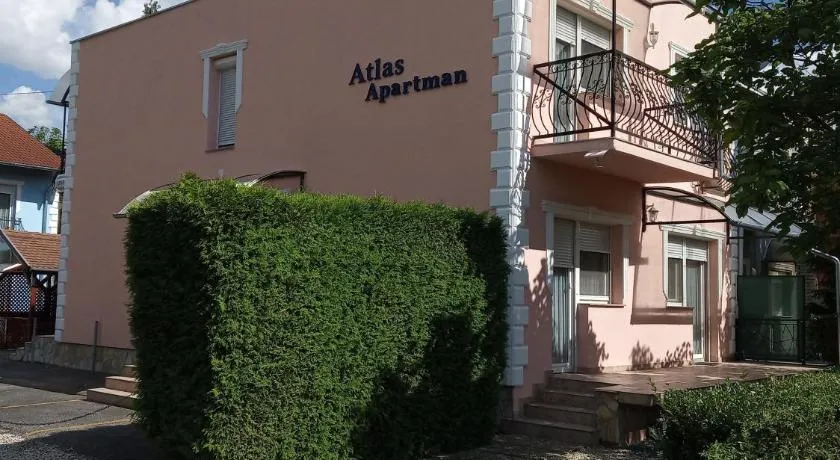 Atlas Apartman - Image 1