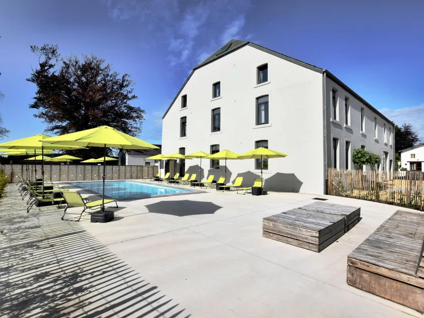 Spacious villa in Florenville with private pool - Image 1