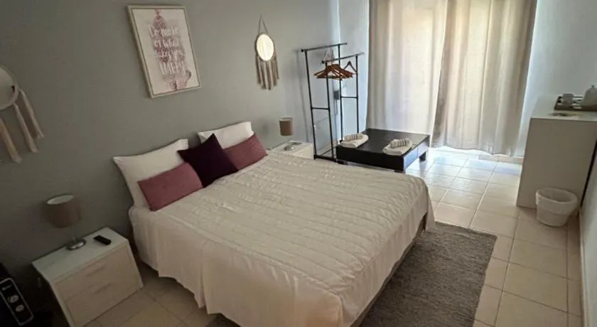 Sun Place Guest House - Image 1