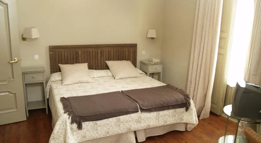 Hotel Roma - Image 1