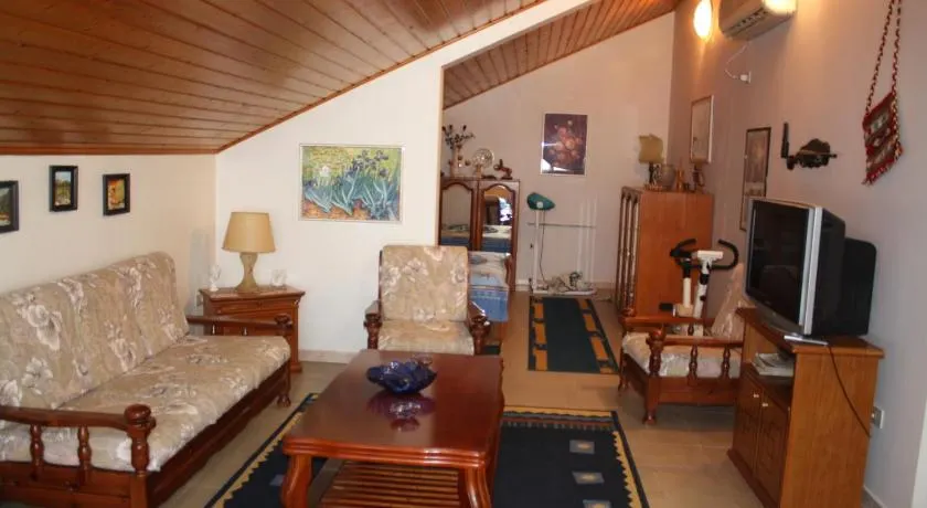 VILLA PEPETO Durres Albania - Image 1